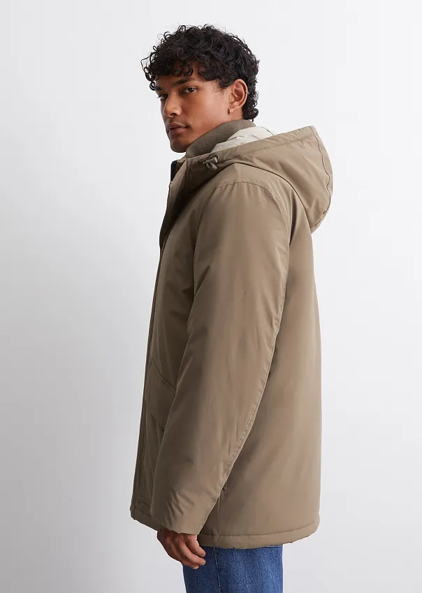 Куртка с капюшоном