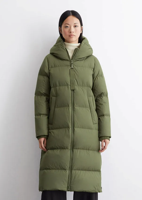 Стеганый пуховик с капюшоном