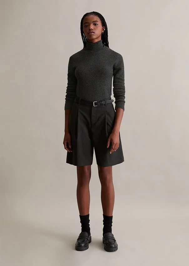 Шорты-бермуды с мерцающими нитями
 Marc o'Polo - фото 1