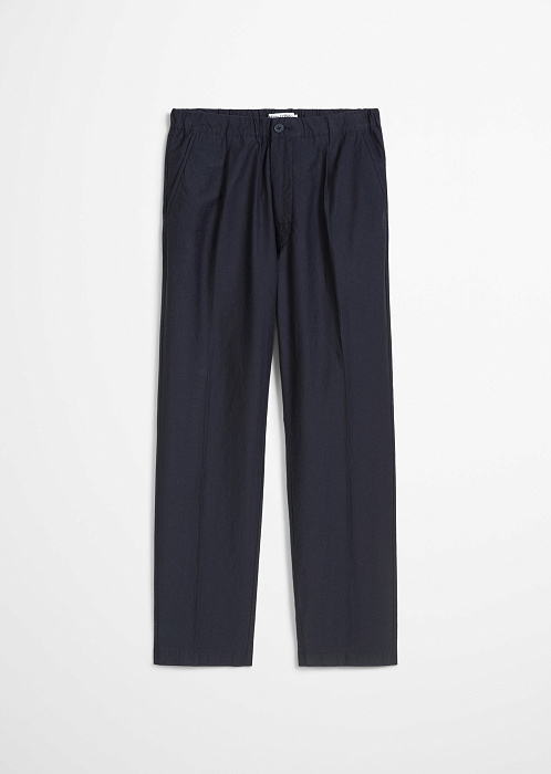 Темно-синий