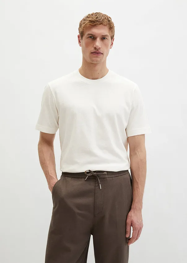 Футболка из хлопка и льна
