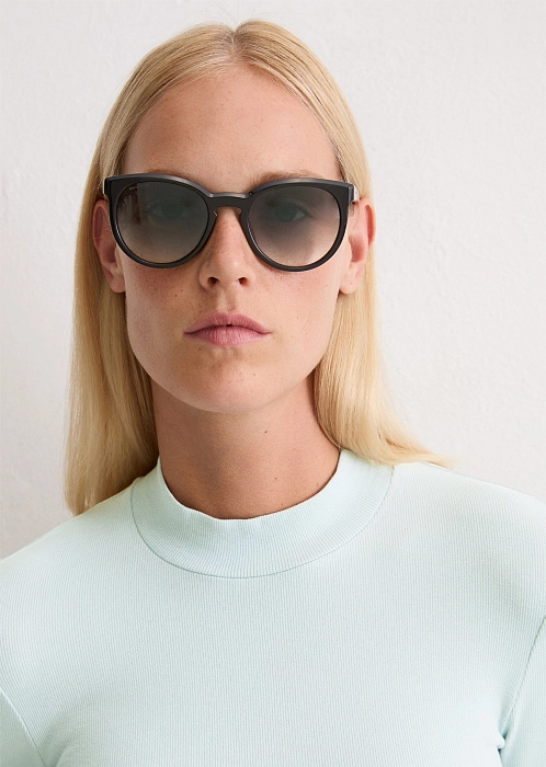 Лонгслив в рубчик из мягкого модала