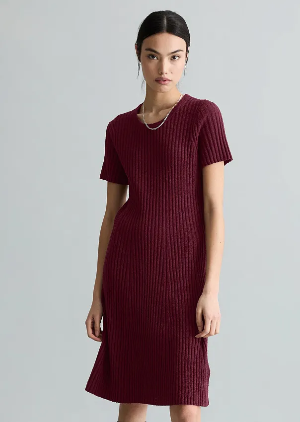 Платье трикотажное из смесового хлопка