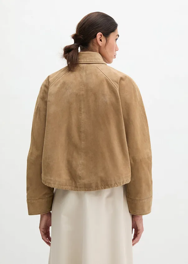 Куртка из натуральной замши