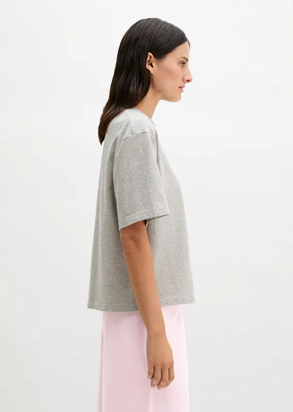 Футболка из хлопка 