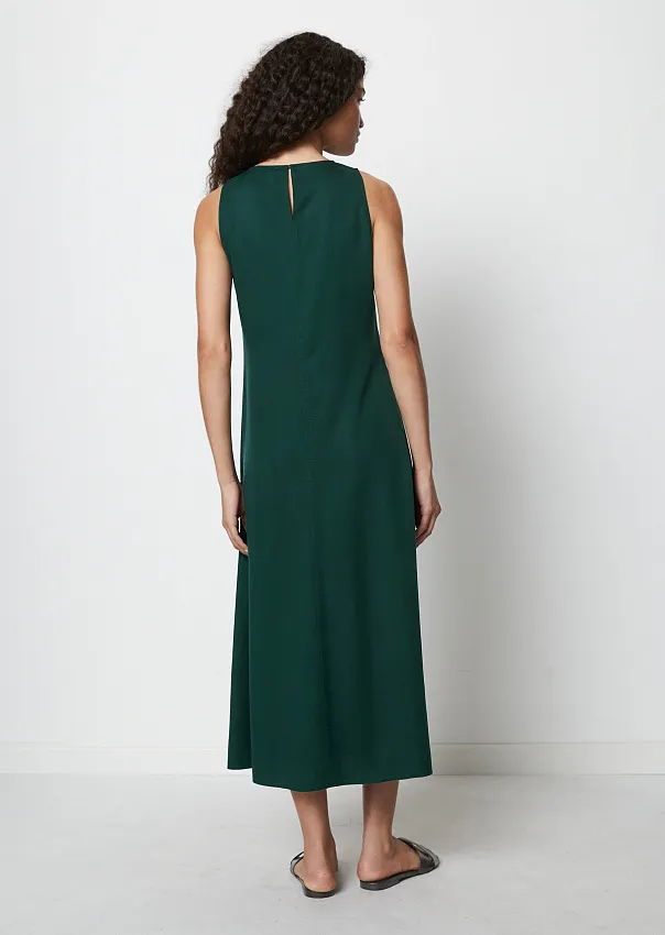 Платье из лиоцелла