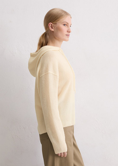 Худи из пушистой шерсти