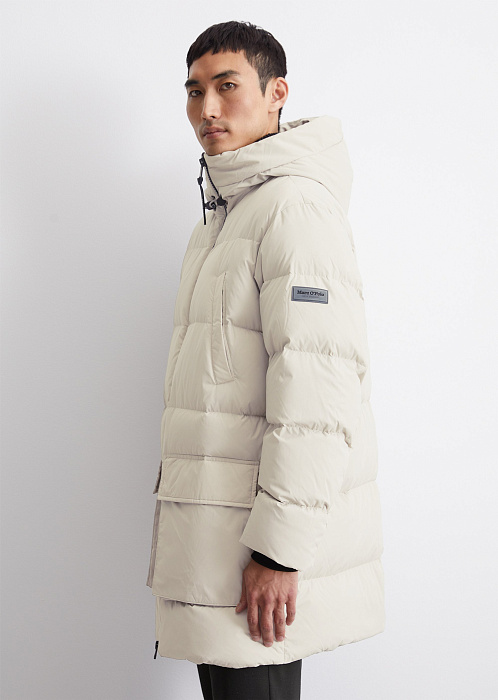 Стеганый пуховик с капюшоном