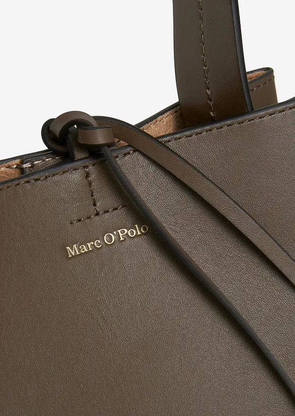 Сумка кросс-боди из натуральной кожи