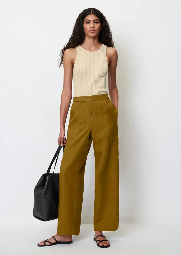 Широкие льняные брюки с эластичным поясом