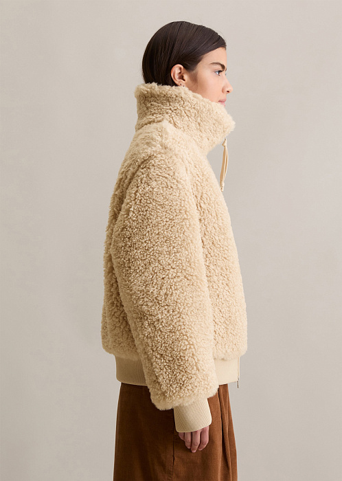 Куртка из искусственного меха