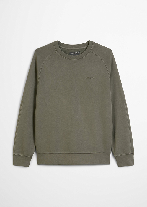 Коричнево-зеленый