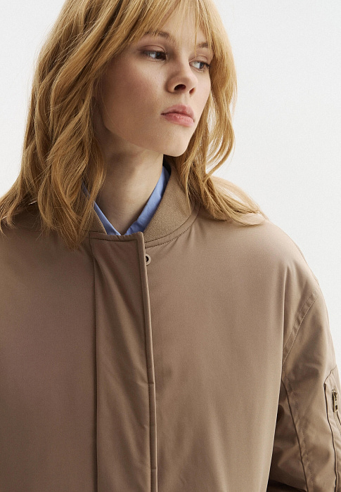 Парка с легким утеплителем 
