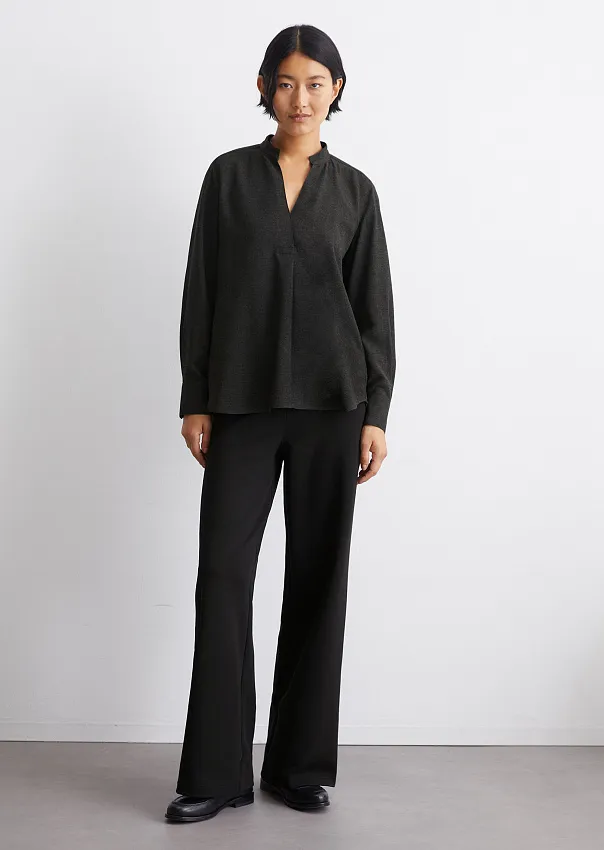 Блузка на запах из вискозы