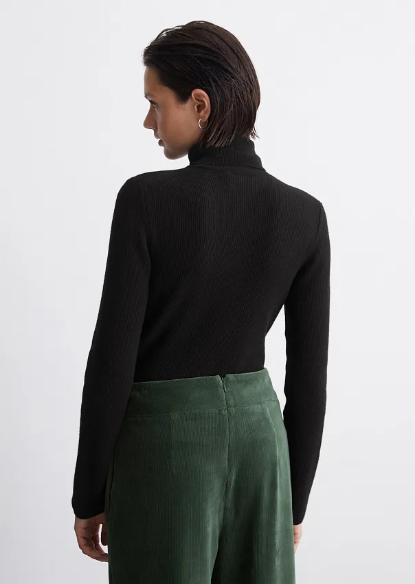 Водолазка из смесовой шерсти