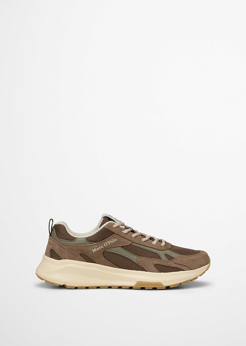 Коричневый