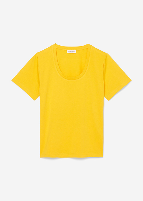 желто-оранжевый