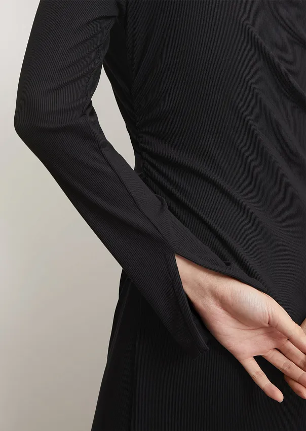 Трикотажное платье из модала