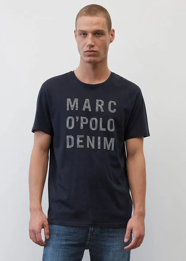 Базовая футболка