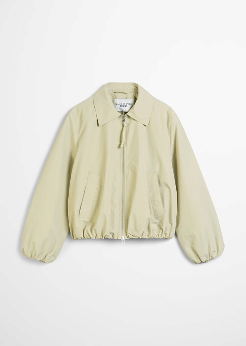 Бледно-зеленый