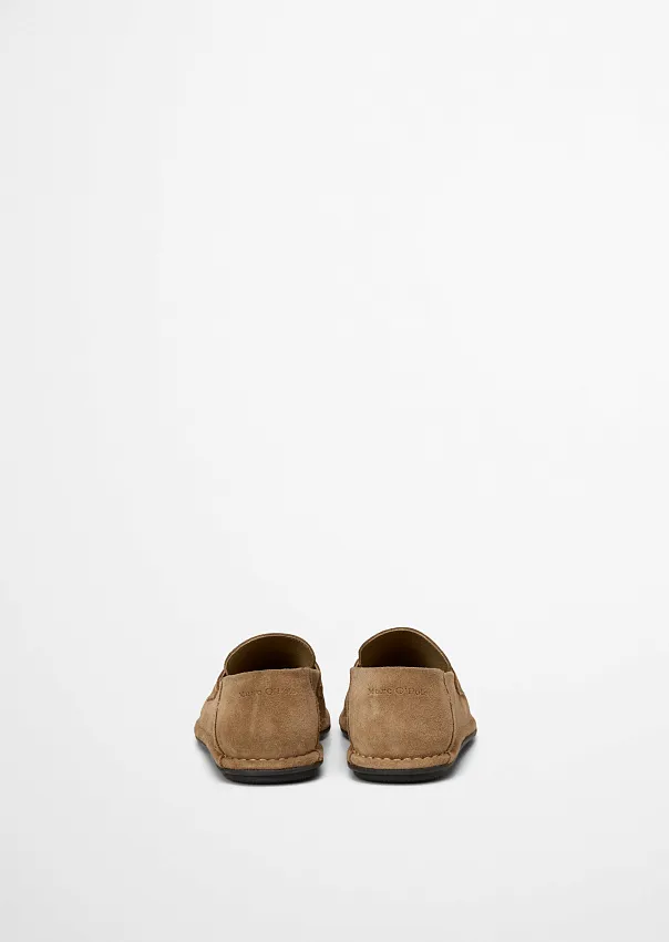 Лоферы из натуральной замши