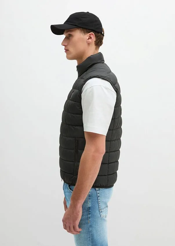 Стёганый жилет из переработанного материала Marc o'Polo - фото 5