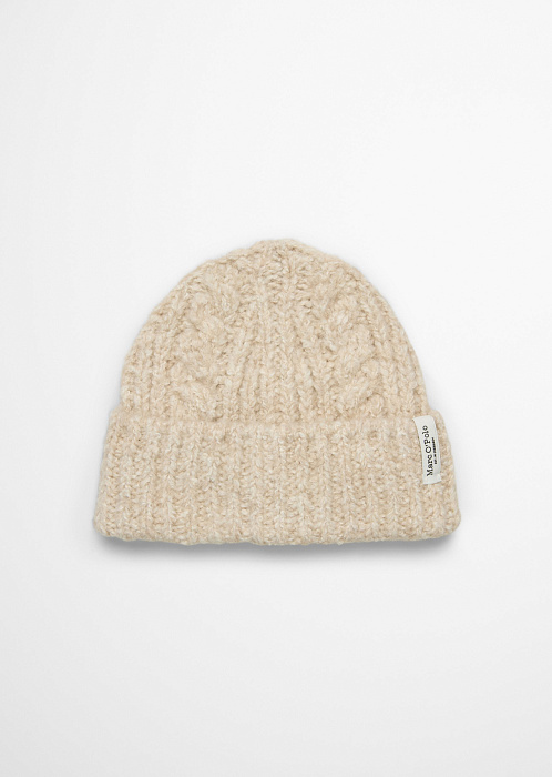 Светло-бежевый