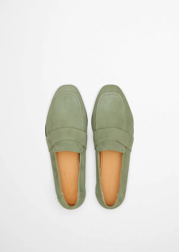 Лоферы из натуральной замши