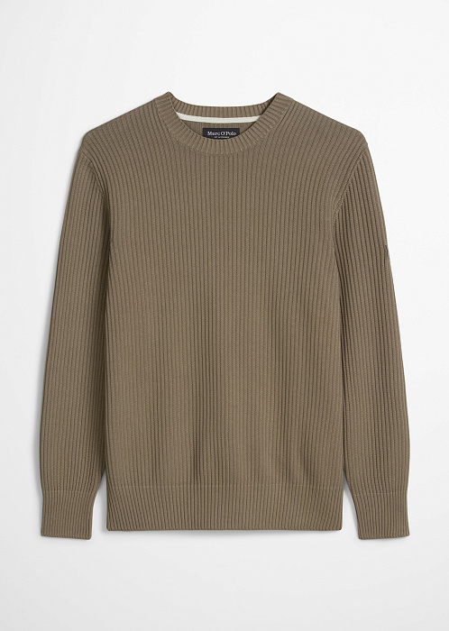 Коричневый