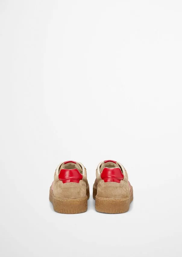 Кроссовки из мягкой замши