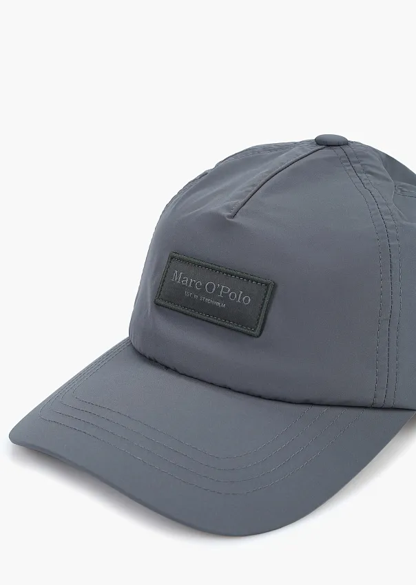 Кепка из переработанного полиэстера