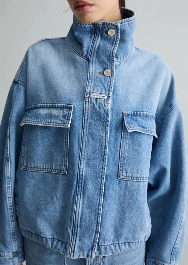 Куртка джинсовая из волокон листьев ананаса