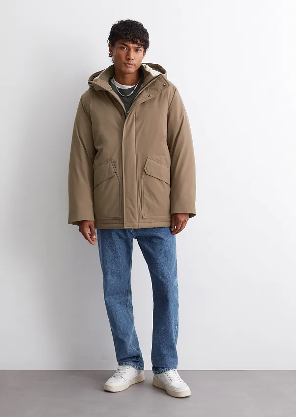 Куртка с капюшоном