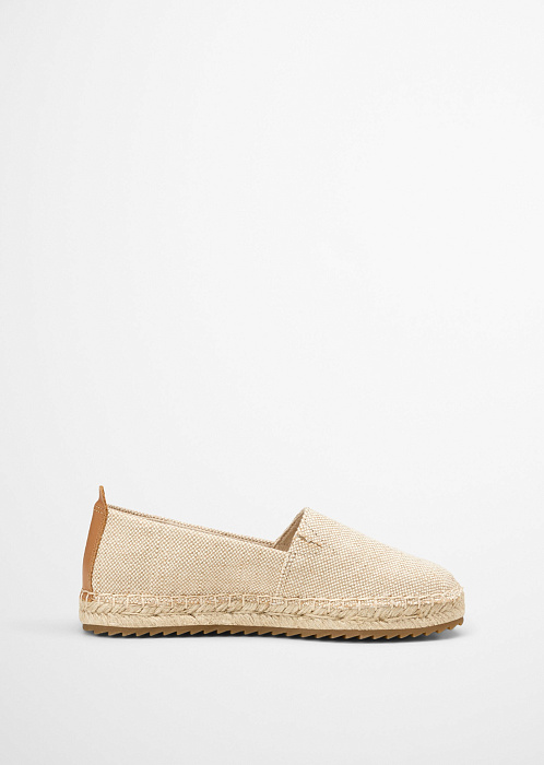 Светло-бежевый