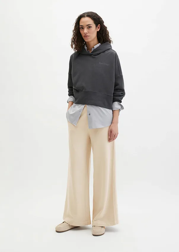 Худи из переработанного хлопка