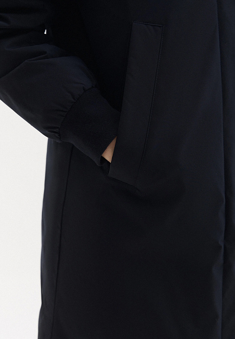 Темно-синий