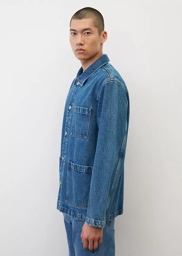 Джинсовая куртка свободного кроя