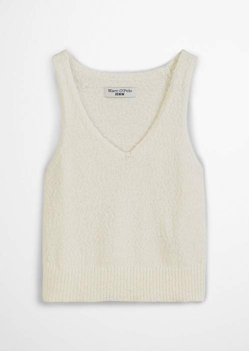 Кремово-белый