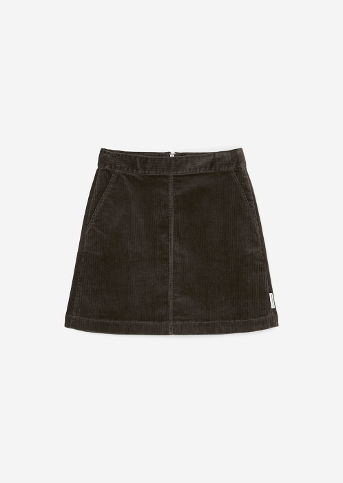 Темно-коричневый