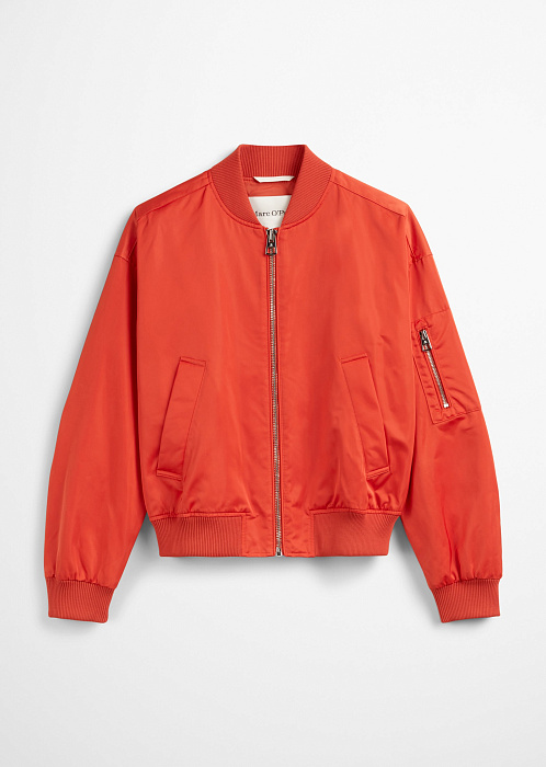 Ярко-оранжевый