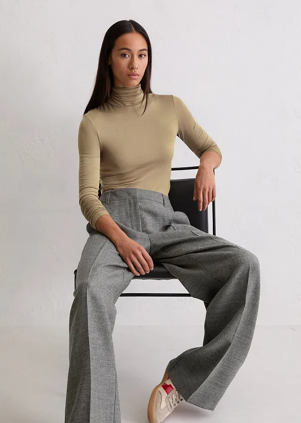 Водолазка из модала