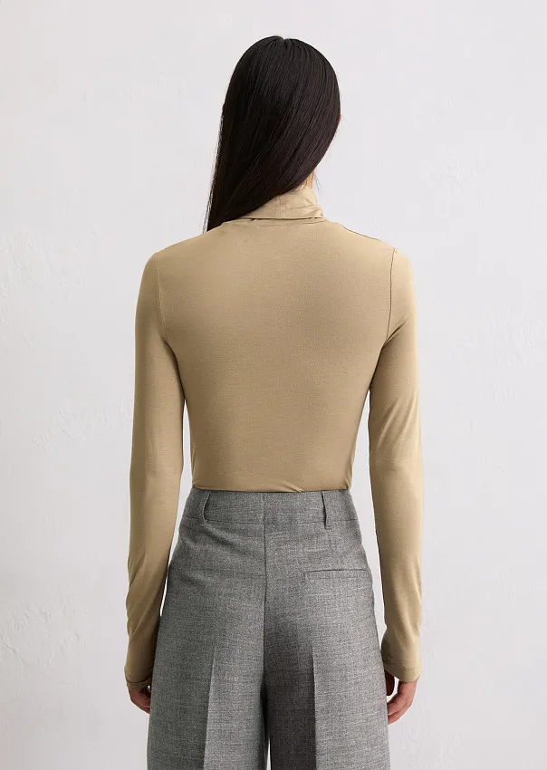 Водолазка из модала