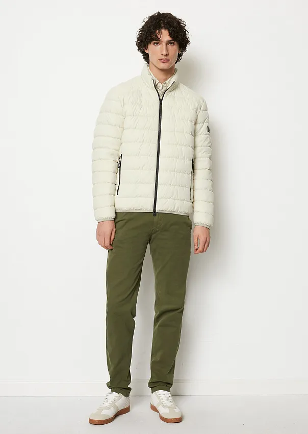 Легкая стеганая куртка