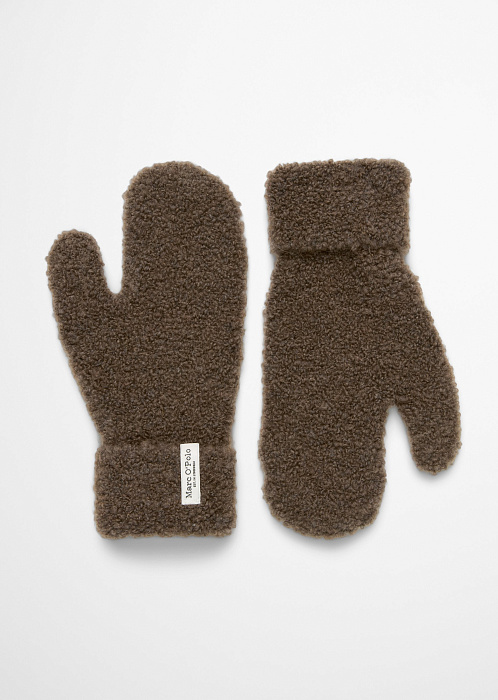 Светло-коричневый