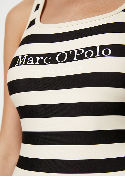 Купальник слитный