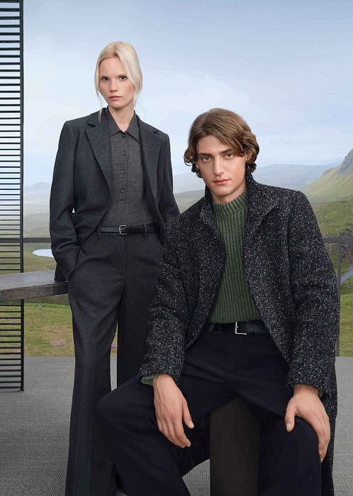 Темно-серый