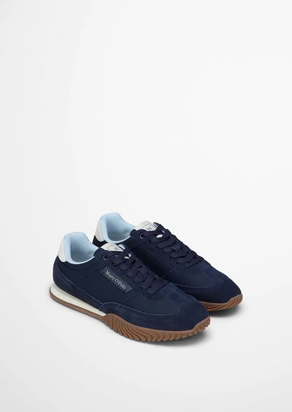 Кроссовки из натуральной замши и нейлона