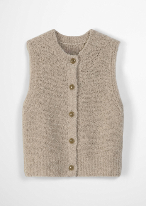 Светло-бежевый