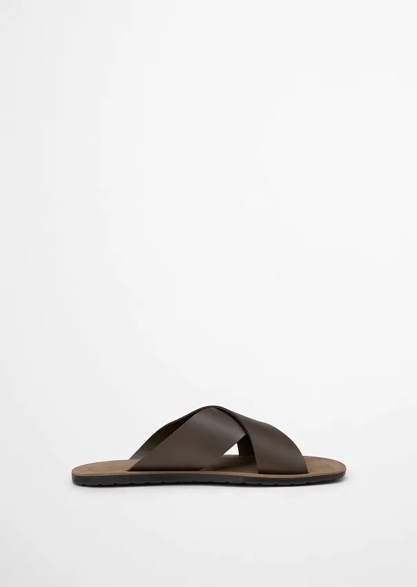 Шлепанцы из натуральной кожи