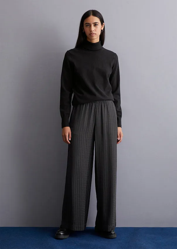 Брюки из чистой вискозы